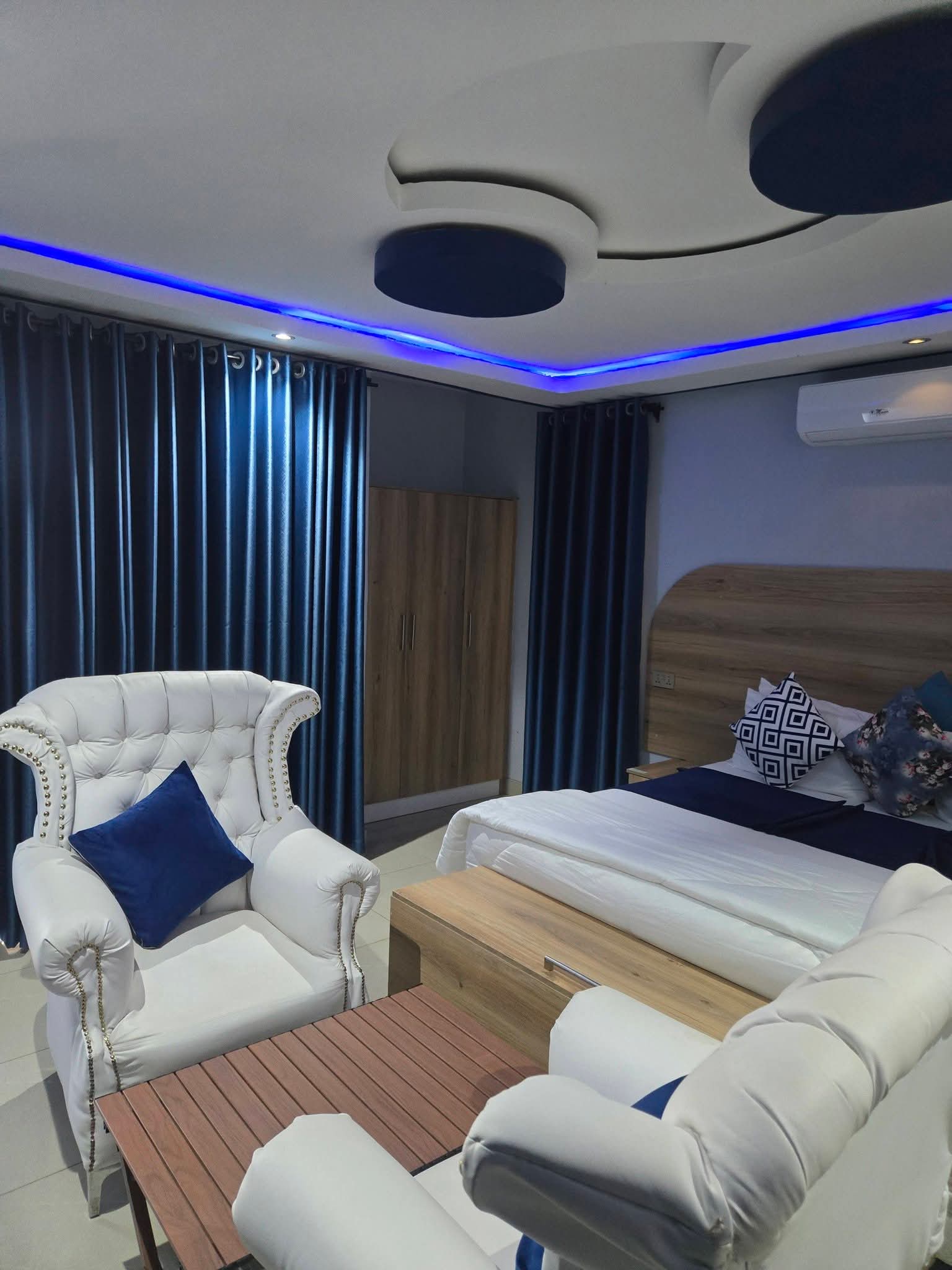 Presidential suite